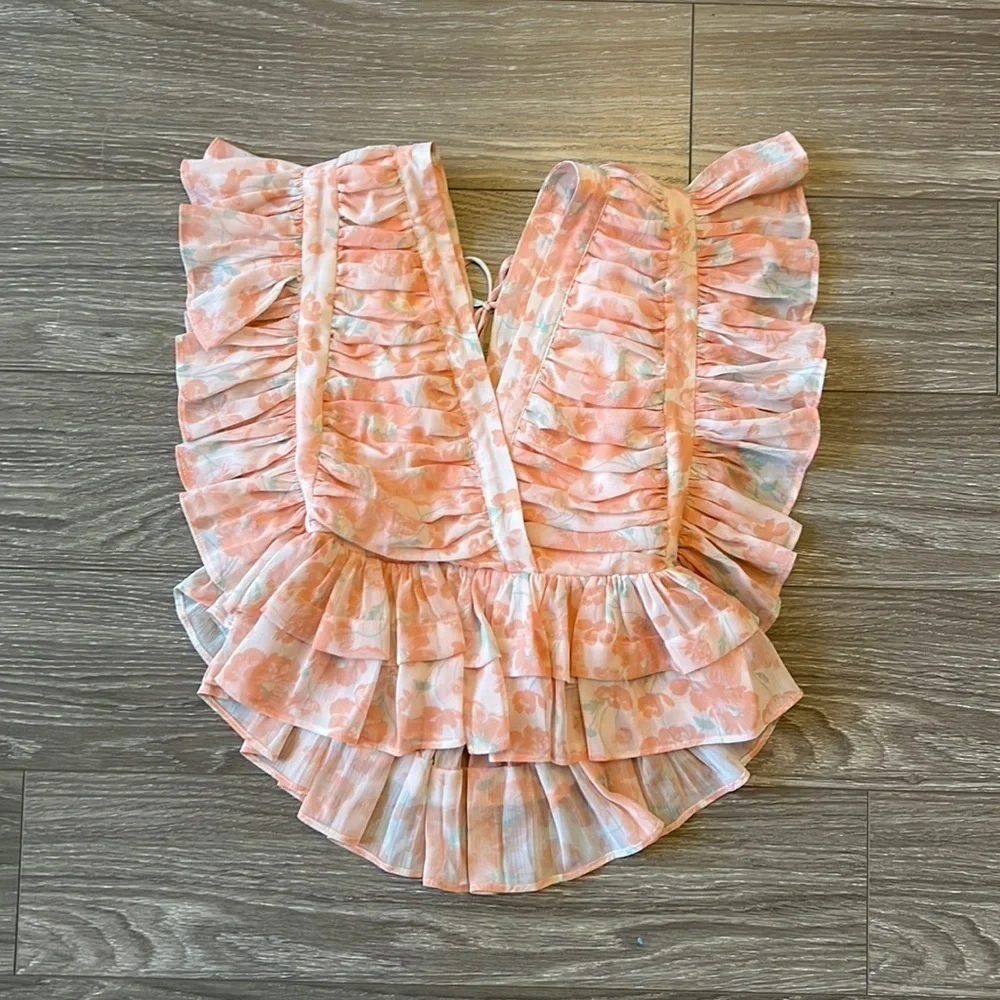 REVOLVE — Viral Tularosa Top — Worn ONCE — XS - Picture 1 of 5